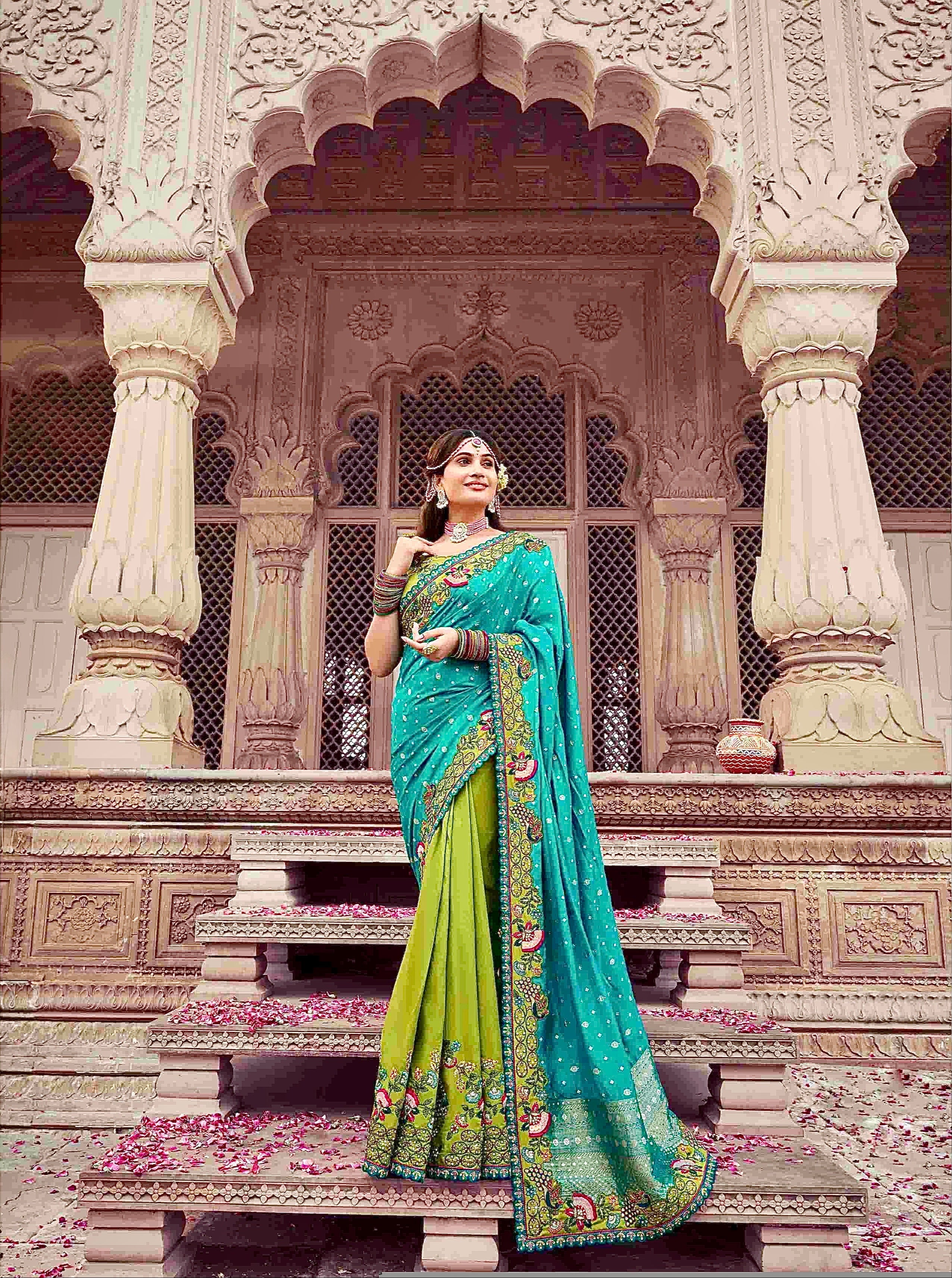 Verdant Peacock Elegance