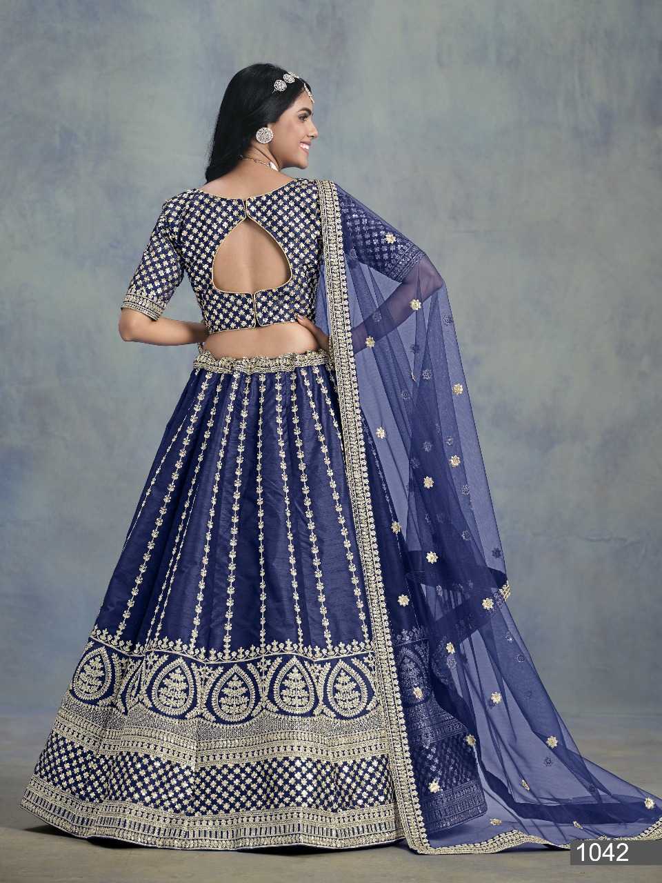 Midnight Mirror Elegance