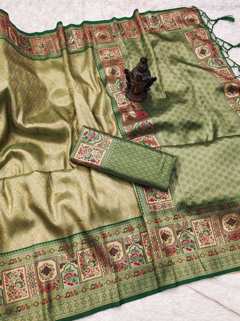 Temple Woven Grace