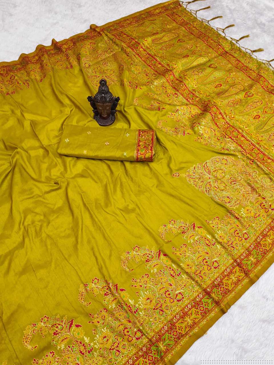 Regal Resham Garden