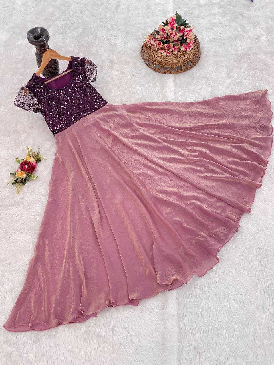 Saanvi Gown